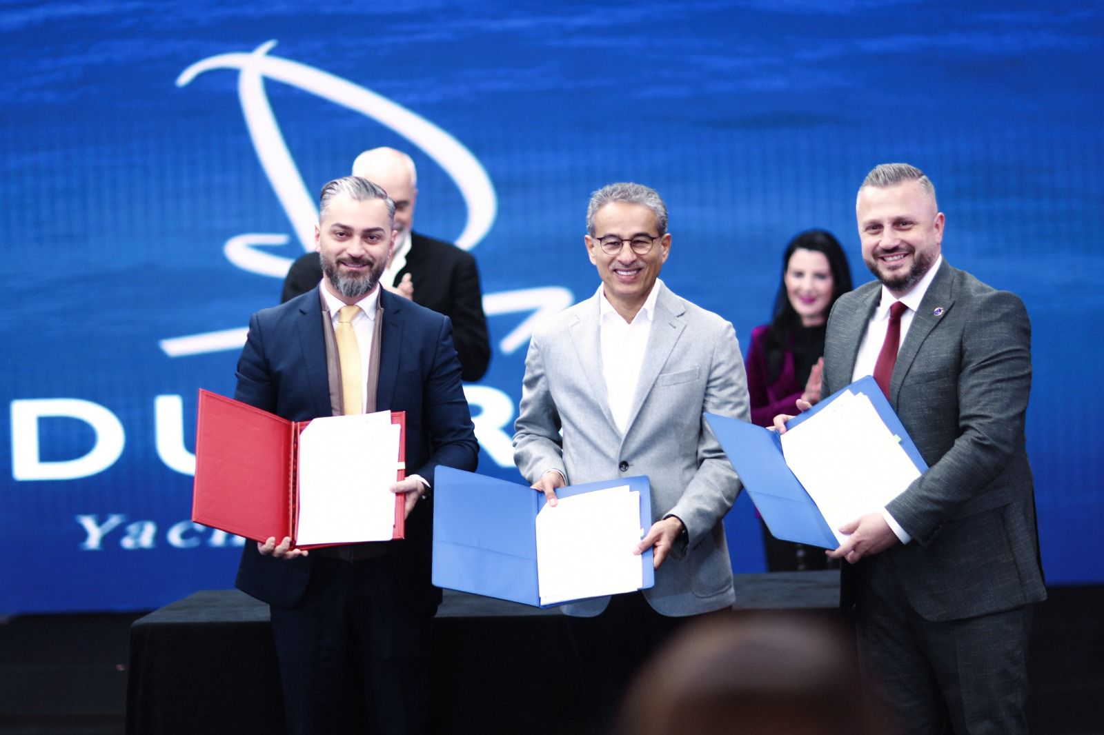 Rama firmos marrëveshjen me Alabar për biznesin miliardësh në Portin e Durrësit