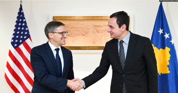 Këshilltari amerikan, bisedë me Kurtin: Të pranohet propozimi franko-gjerman