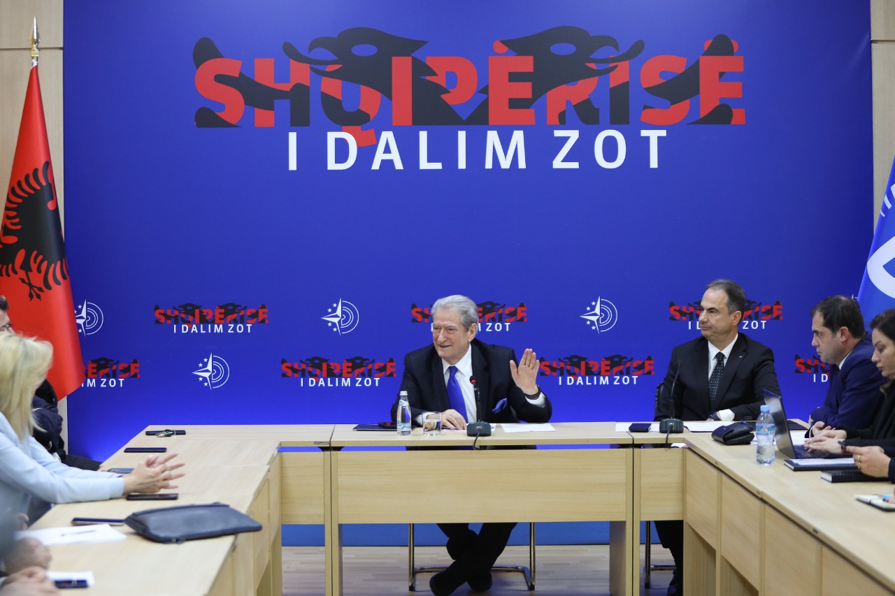 Berisha komenton 4 përjashtimet e Alibeajt, çfarë do të ndodhë