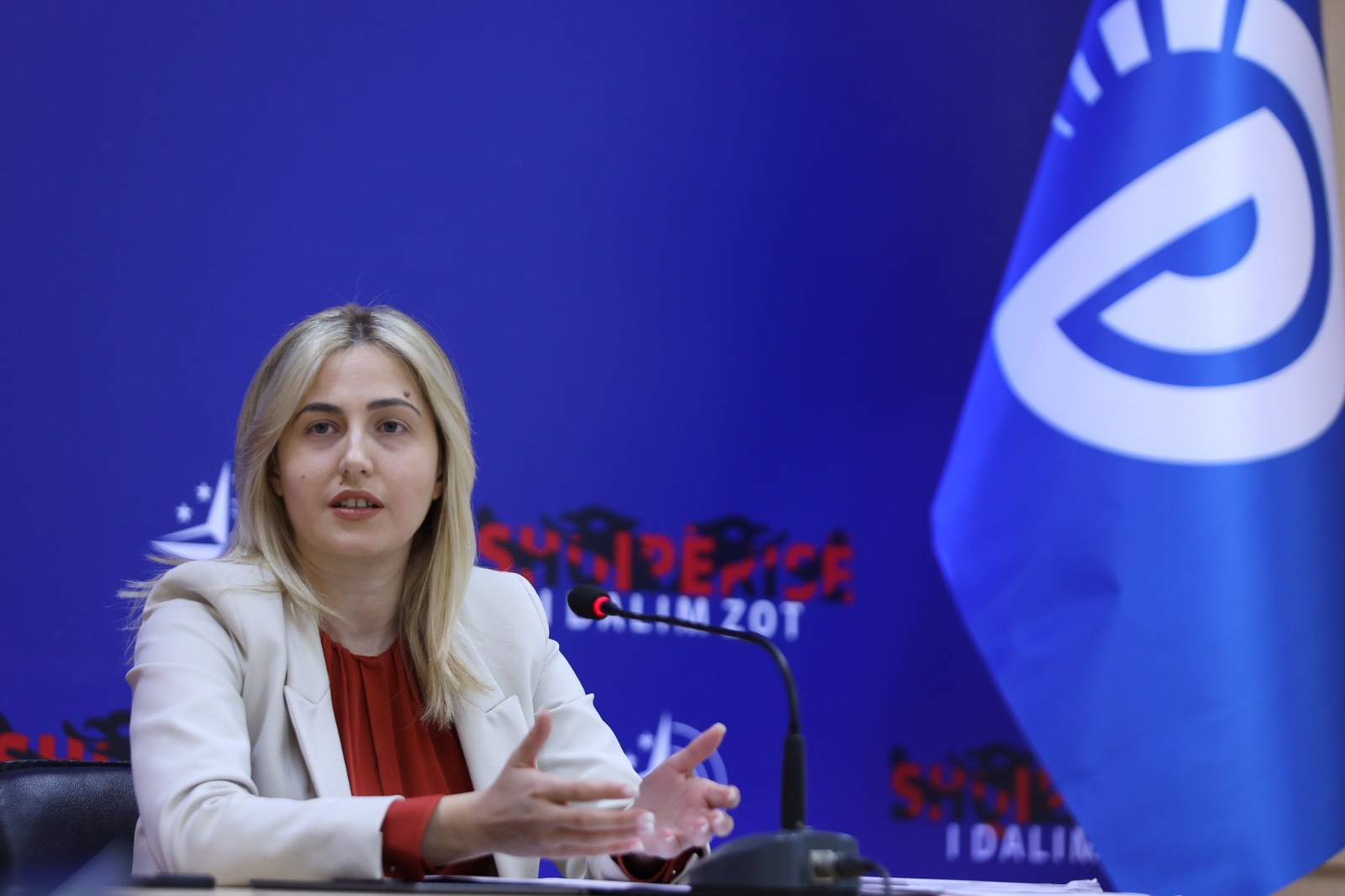 INA ZHUPA/ Edhe Presidenti dhe Kontrolli i Lartë i Shtetit janë kundër koncesionit të Butrintit