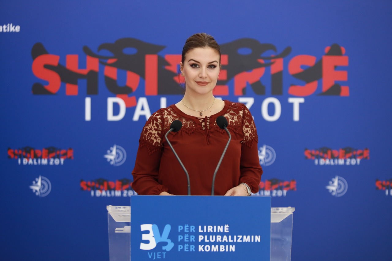 “Sanitarja Dobi me vjedhjen mijëra euro hoqi kapakun e pusetës”