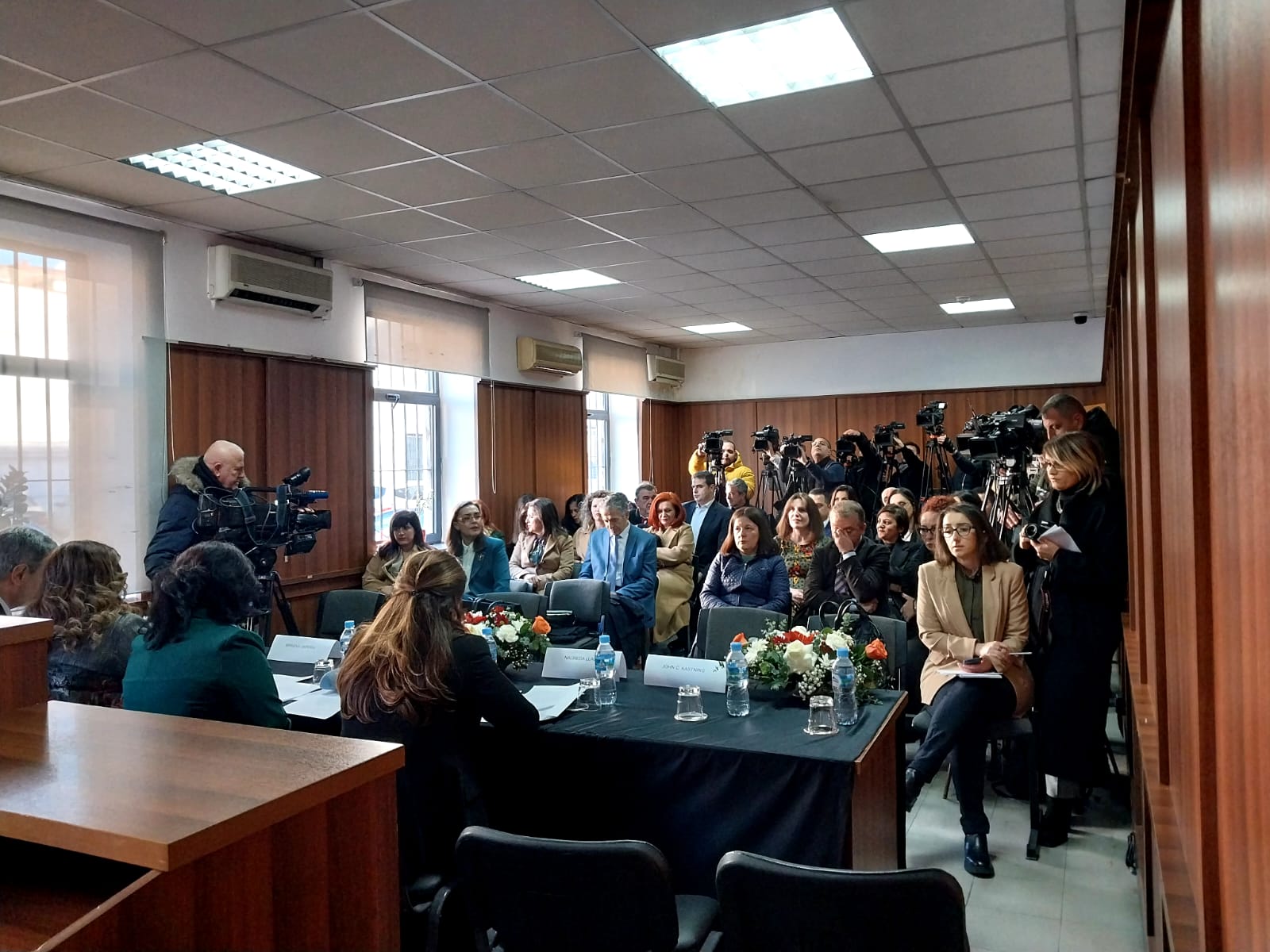 Nis Apeli i Përgjithshëm, mal stoku me dosje