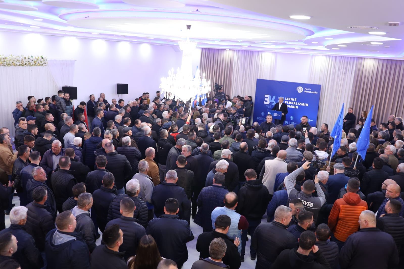 Berisha në Bulqizë: Revolucioni ynë ka një mision, përmbysjen e regjimit të Edi Ramës