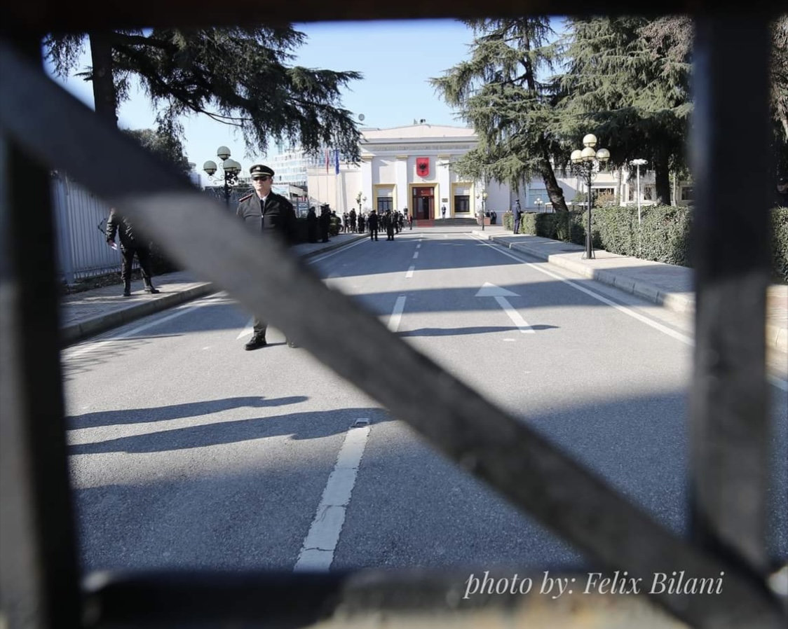 Rama refuzon edhe sot mocionin për debat, çmendet maxhoranca, Felaj: Byroja e Kuvendit bllokoi ligjin e komisioneve hetimore