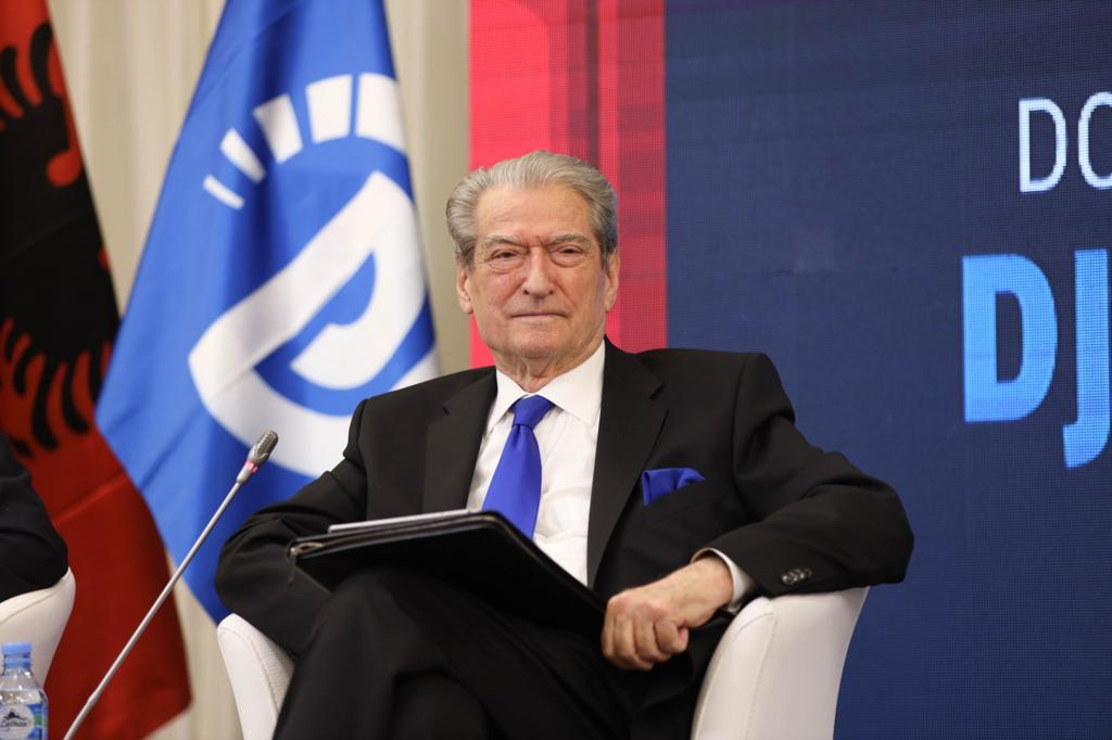 Berisha: Vetëm një forcë konservatore e qendrës së djathtë mund të përmbysë këtë monizëm