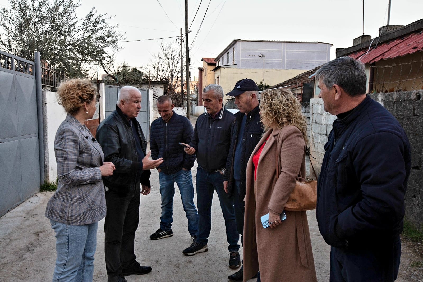 Njësia administrative nr. 9, Tiranë/ Banorët: Përfaqësuesit e Bashkisë kanë ardhur sa për vota dhe kanë ikur