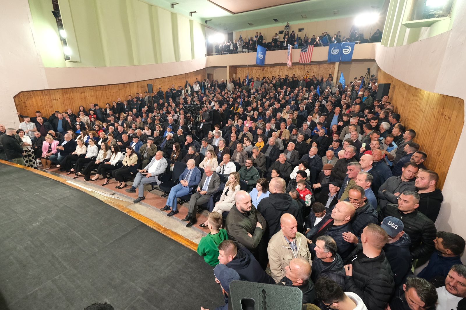 Berisha: Në Shqipëri 50% më të vogla se në Kosovë. Në 2013, lamë pagat më të larta në Ballkan