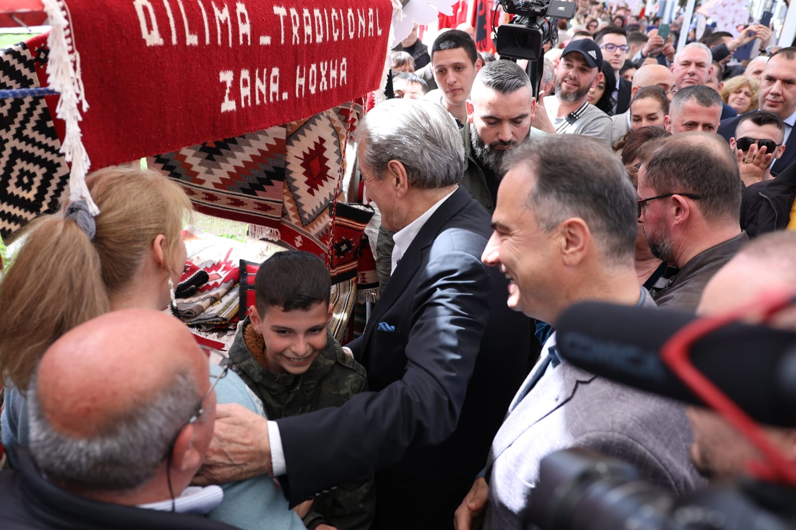 Berisha: 14 maji do të sjellë një ndryshim të thellë, Elbasani do votojë për Luçiano Boçin