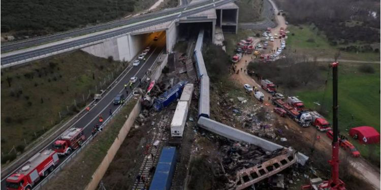 Aksidenti me 40 viktima në Greqi, 3 ditë zi kombëtare, emrat e shqiptarëve në tren