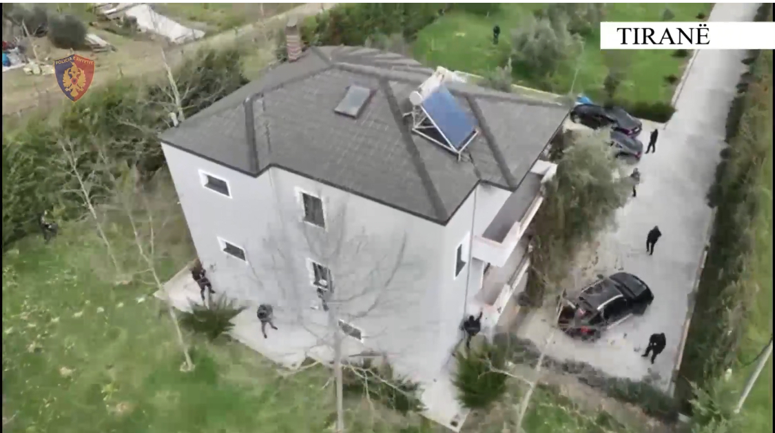 Tonin Vocaj: Si e gjetëm vilën e barit në Tiranë, kapet edhe hajdutët e 24 vjedhjeve