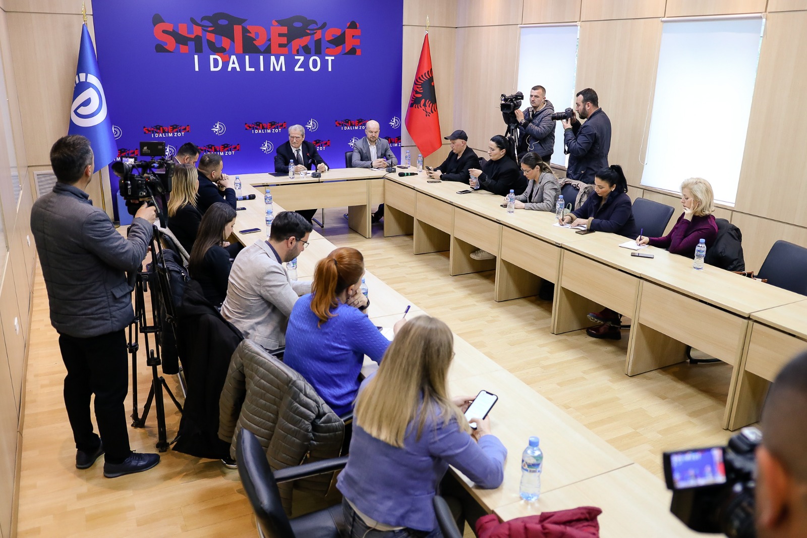 Berisha: PD do të marrë pjesë në zgjedhje dhe do t’i fitojë ato