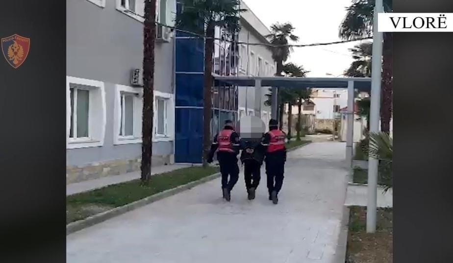 Aksident i rëndë në aksin Tiranë Durrës, një grua goditet me makinë