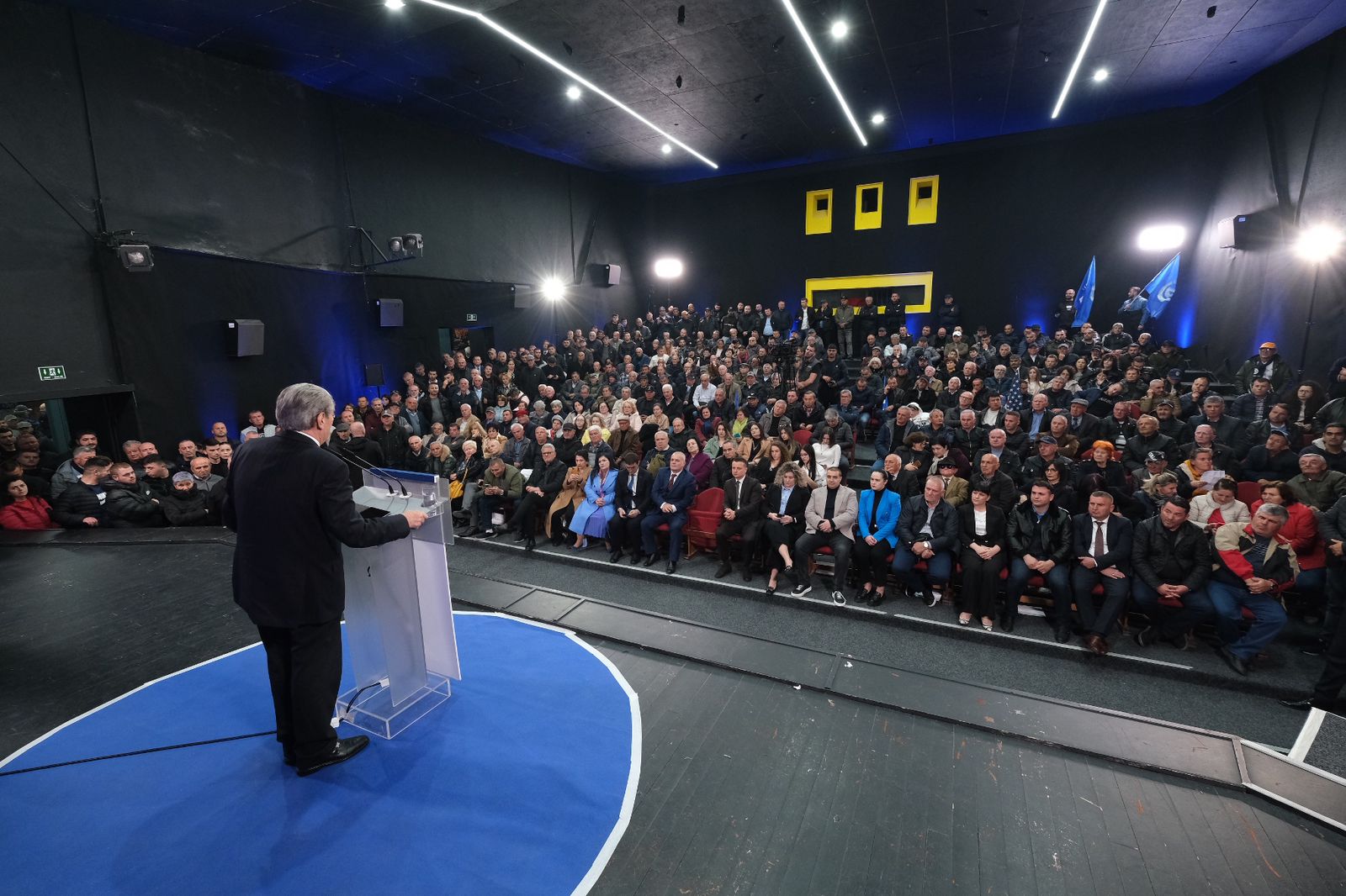 Berisha mesazh për shqiptarët nga Vlora: Thirrja ime është të dalim nga kjo përgjumje, të bëjmë gjithçka për të ndryshuar këtë situatë