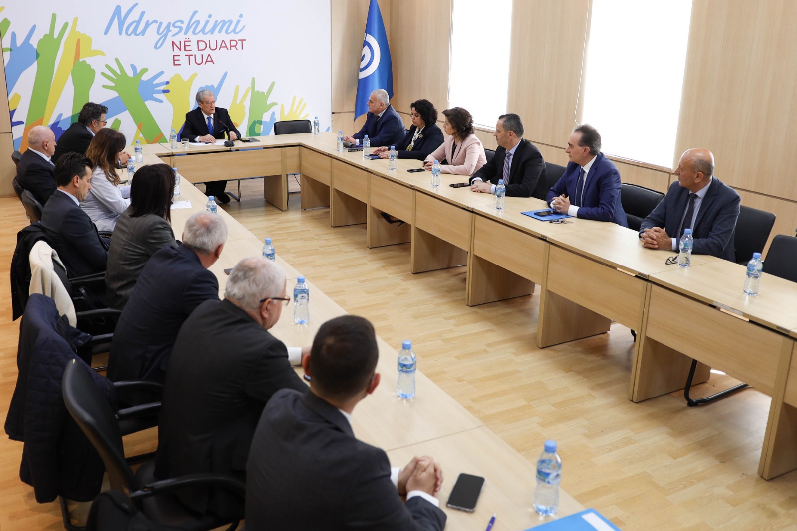 Berisha: Në parlament nuk sillet ligji i lustracionit, një qëndrim politik i dënueshëm