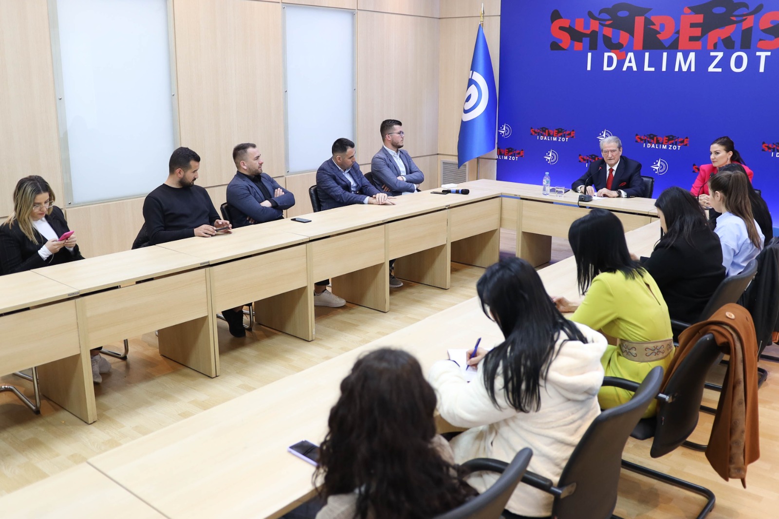 Berisha: Basha dhe Alibeaj janë pengje të Ramës! Basha është peng në krim me financimin 700 mijë euro