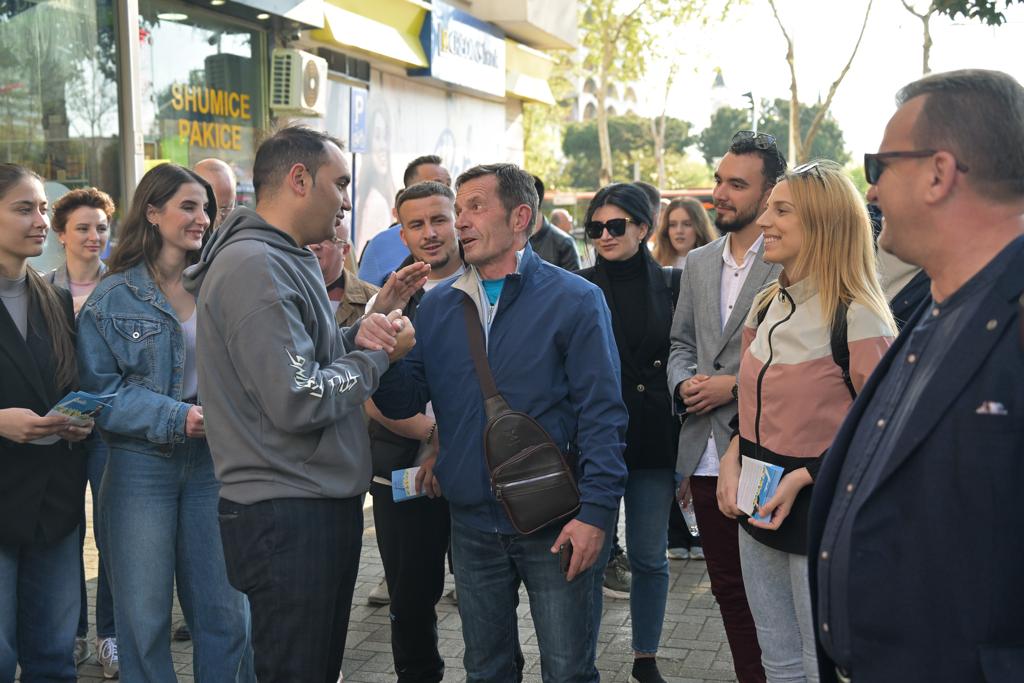 “Bashkia na ka shtuar hallet”- Banorët në Tiranë mirëpresin 5 prioritetet e Belind Këlliçit që sjellin ndryshim