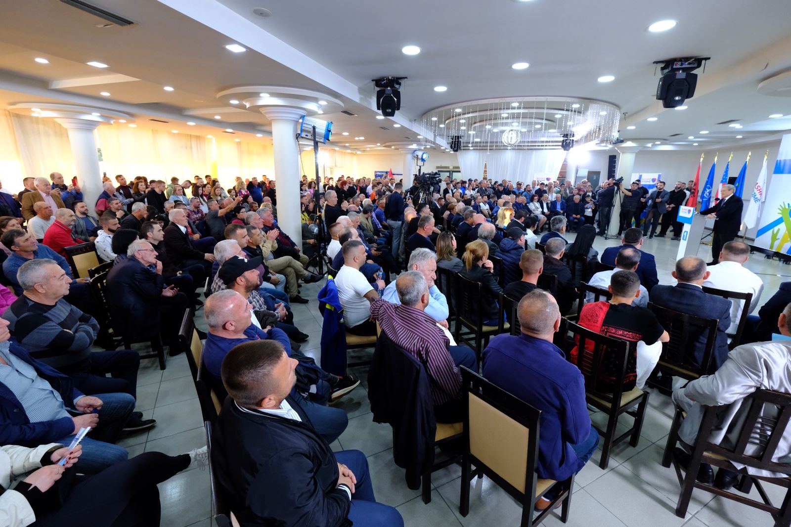 “Kandidati i Ramës vjen të sjellë në Sarandë, mafian e Durrësit”