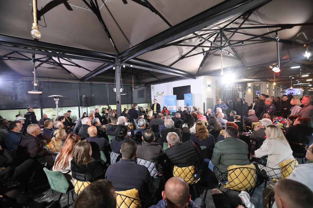 “Paketa jonë u kursen para qytetarëve”- Belind Këlliçi paraqet projektet për urbanin falas, uljen e taksave e tarifave