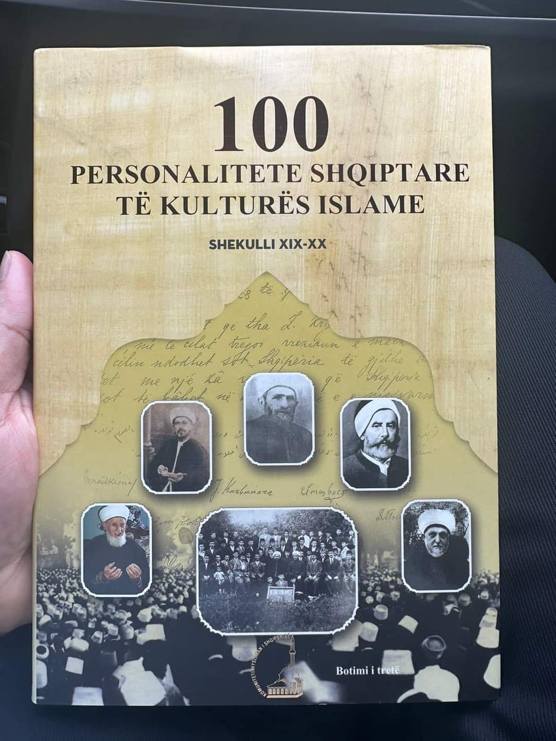 Këlliçi, Bajram të veçantë, kujton parardhësin e tij Myfti të Tiranës e Durrësit, ish Senator dhe drejtues i Kongresit të Lushnjës