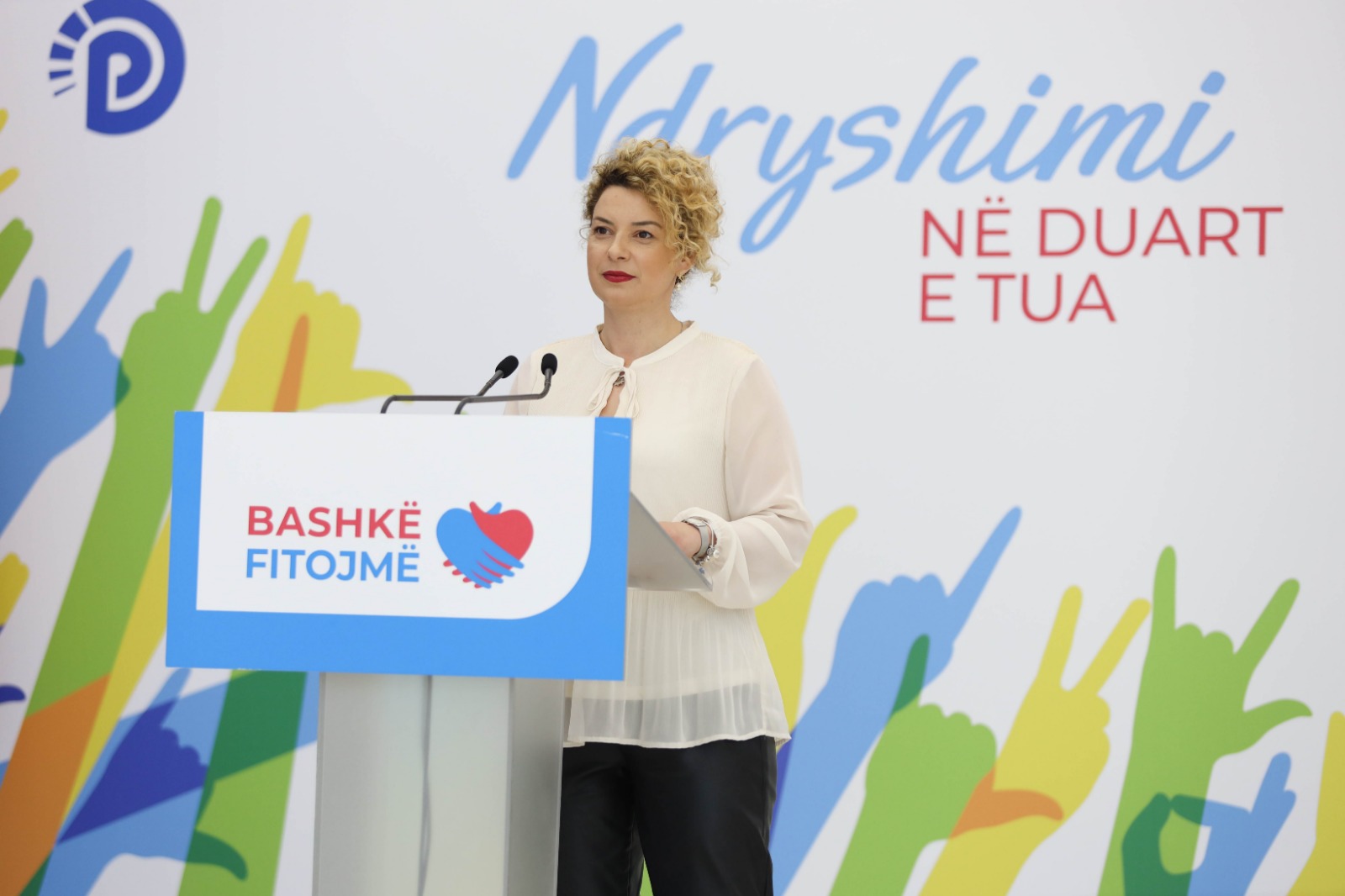 “Mesazhi shantazhues i Erion Veliajt ndaj Beketit i kushton shqiptarëve 110 milionë euro“