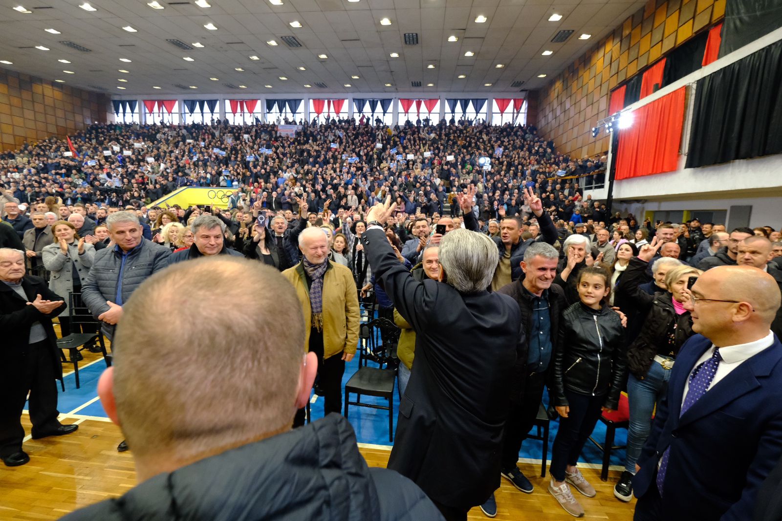 “Si ka mundësi të ecim të përgjumur duke parë Shqipërinë që shpërbëhet çdo ditë”