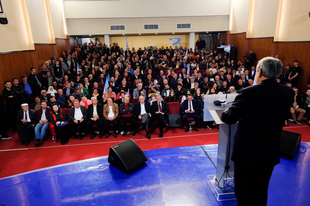 Berisha: Rama nuk ka skuadra pushkatimi si Enver Hoxha, por ka përzënien nga Shqipëria