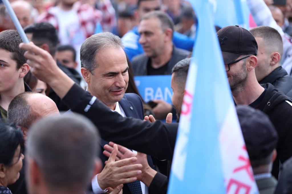 Të votojmë për Luçiano Boçi, intelektualin e shquar, njeriun që don Elbasani