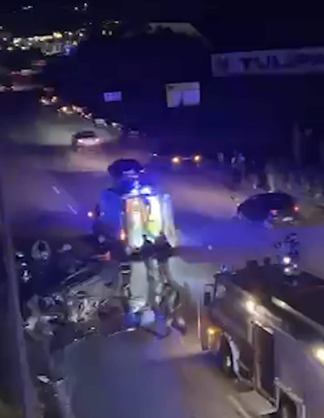 VIDEO/ Pamje nga aksidenti i rëndë i makinës së ambasadës ruse në periferi të Tiranës