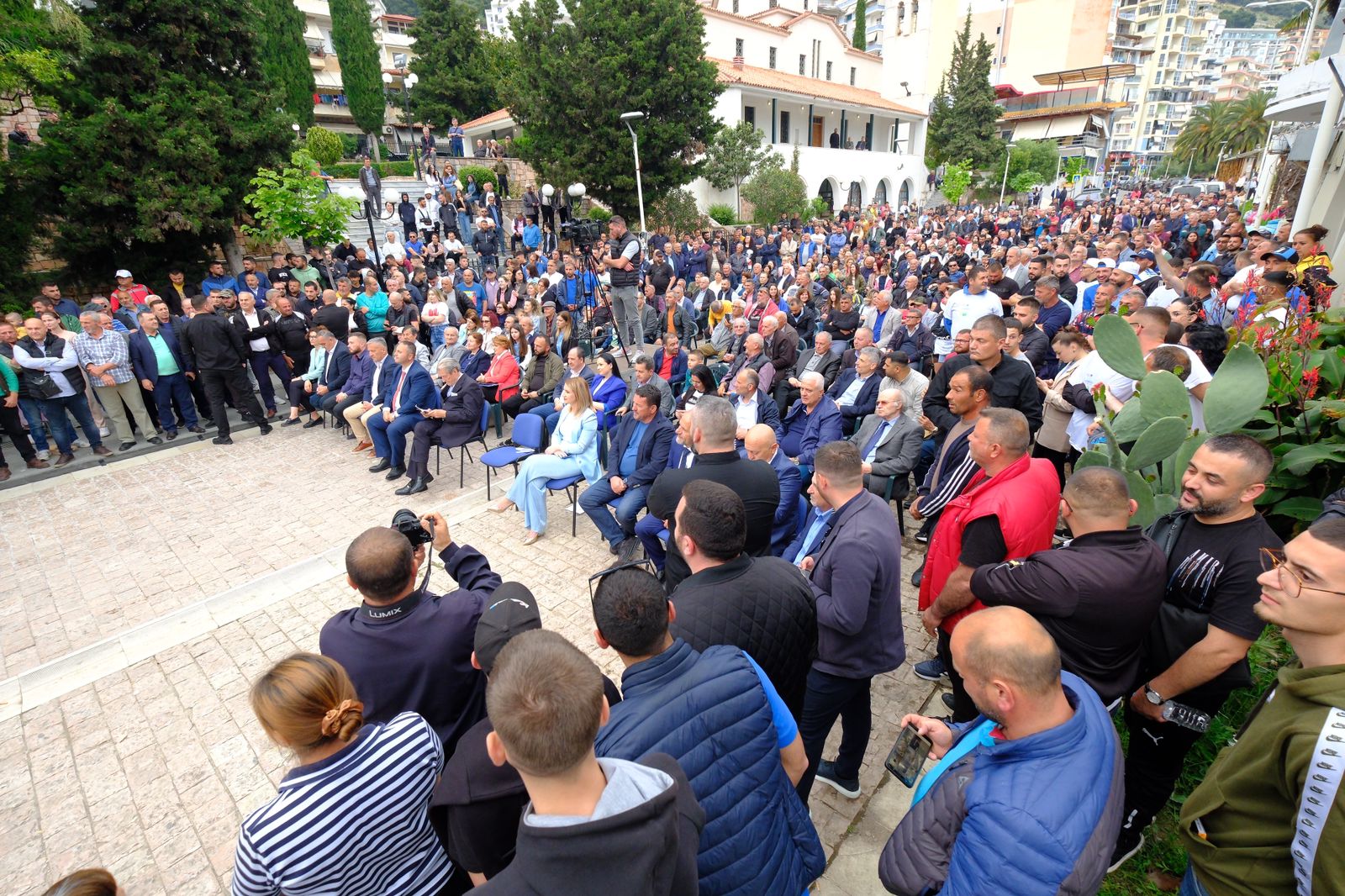 Berisha: Mafia ka zbritur Belinda Ballukun nga Peshkopia në Konispol me valixhe parash me vete