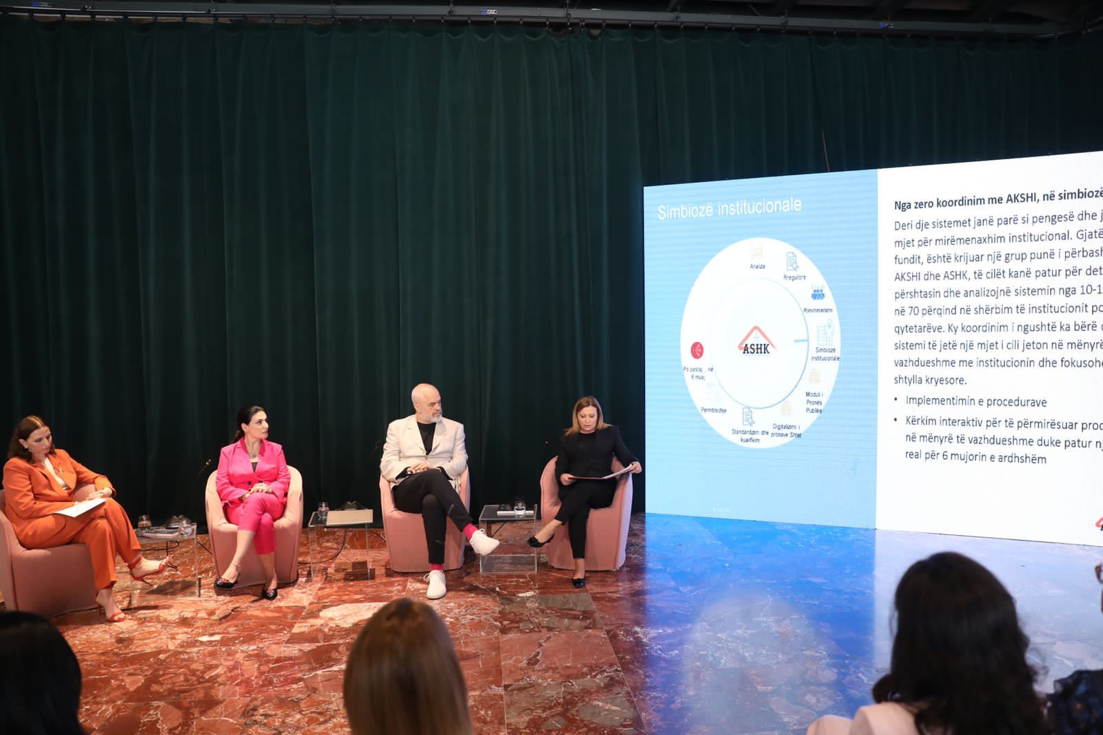 Nga 3 korriku mbyllen sportelet e kadastrës, çfarë ndodh më pas