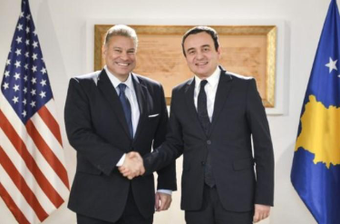 Escobar zbut deklaratat për Kurtin: Kryeministri i Kosovës është partneri ynë!
