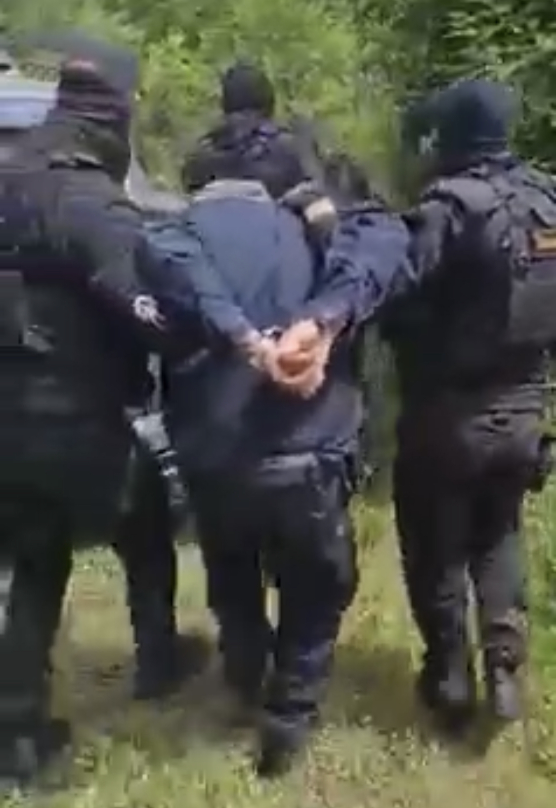 Rrugaçi i Beogradit, Vuçiç, shkel sovranitetin e Kosovës, rrëmben 3 policë në Leposaviq