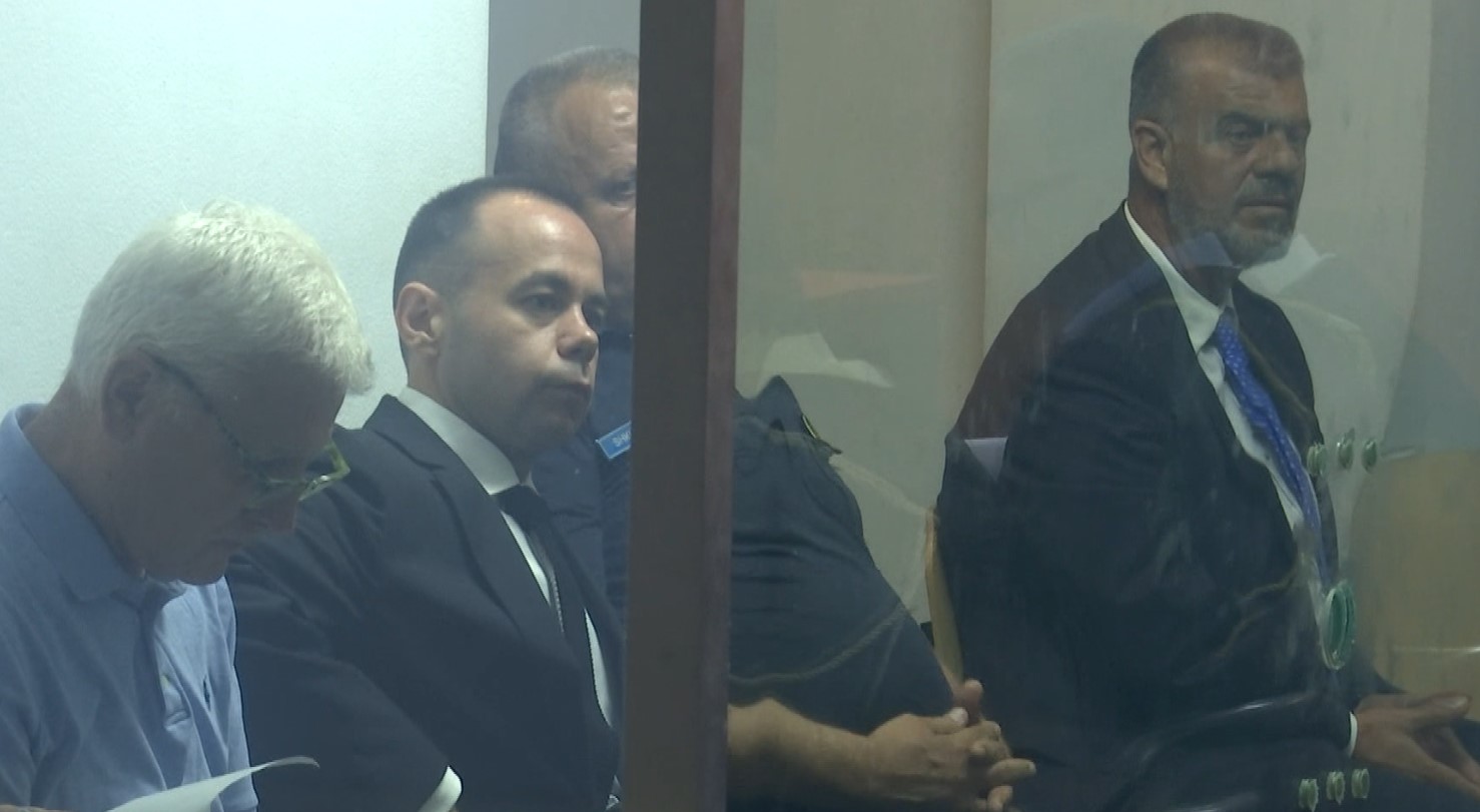 Lefter Koka: Përgjegjësinë për inceneratorin e Elbasanit e ka qeveria