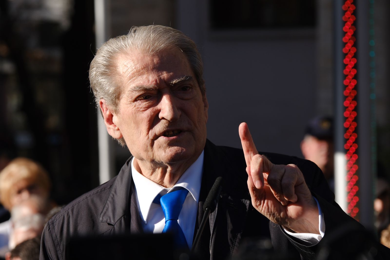 Berisha komenton vendimin për logon: Gjykata e Lartë nuk u ngrit në lartësinë e misionit të saj! Aktualisht në fuqi është vendimi i Shkallës së Parë