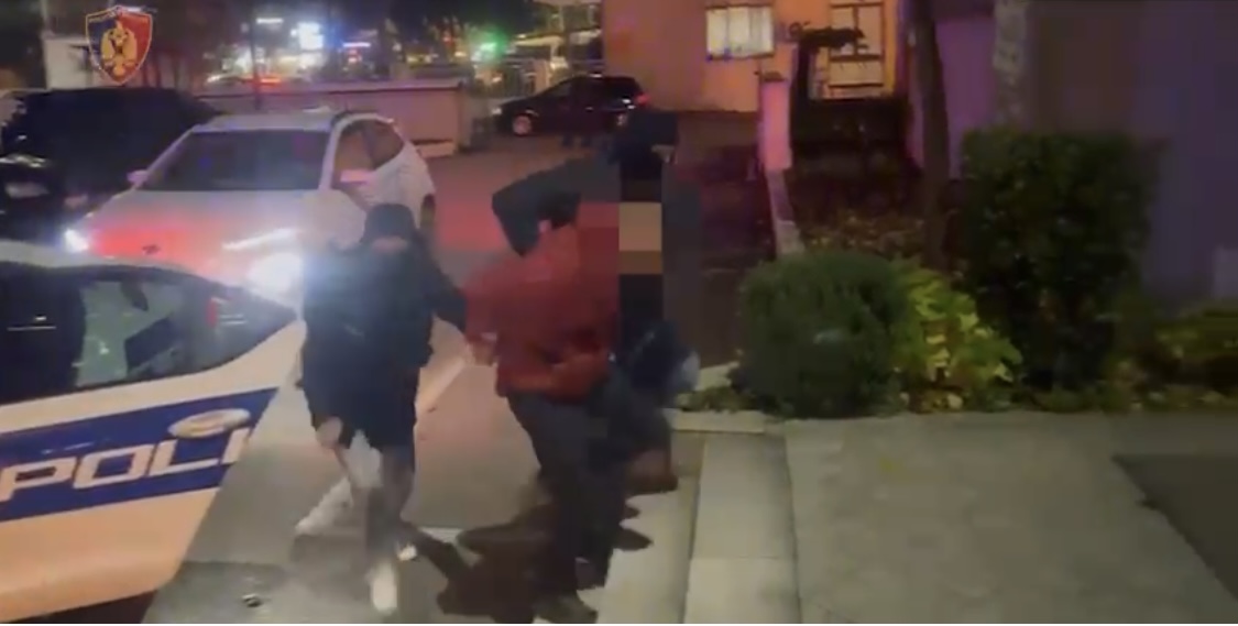 Llogari të rreme në rrjete sociale dhe rrjet të pros*itucionit