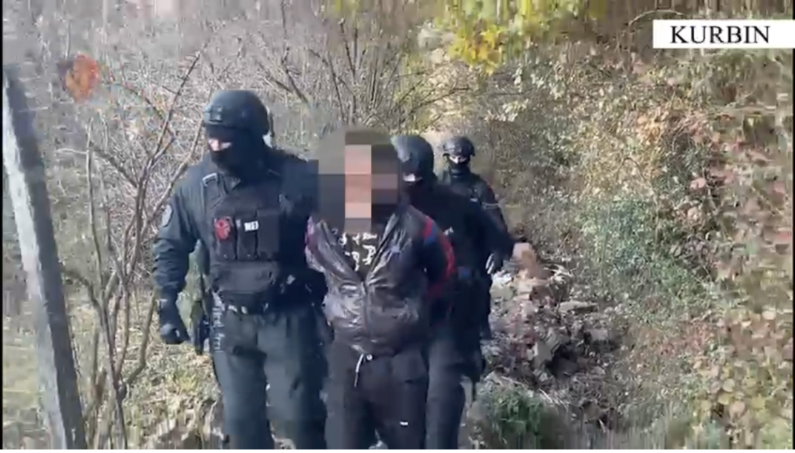 KURBIN/ Qëlloi me armë zjarri në drejtim të banesës së komshiut, ndjekje në pyllin e Malbardhës