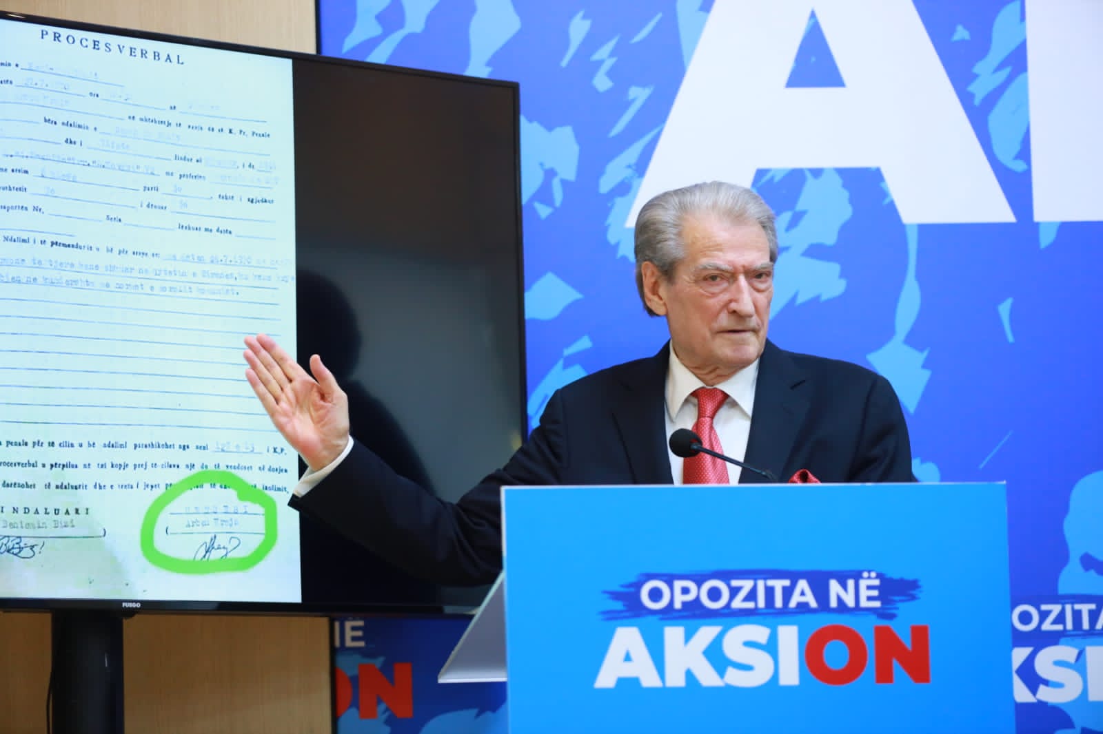 “Shqipëria do renditet me vendet ku arrestohet lideri i opozitës”