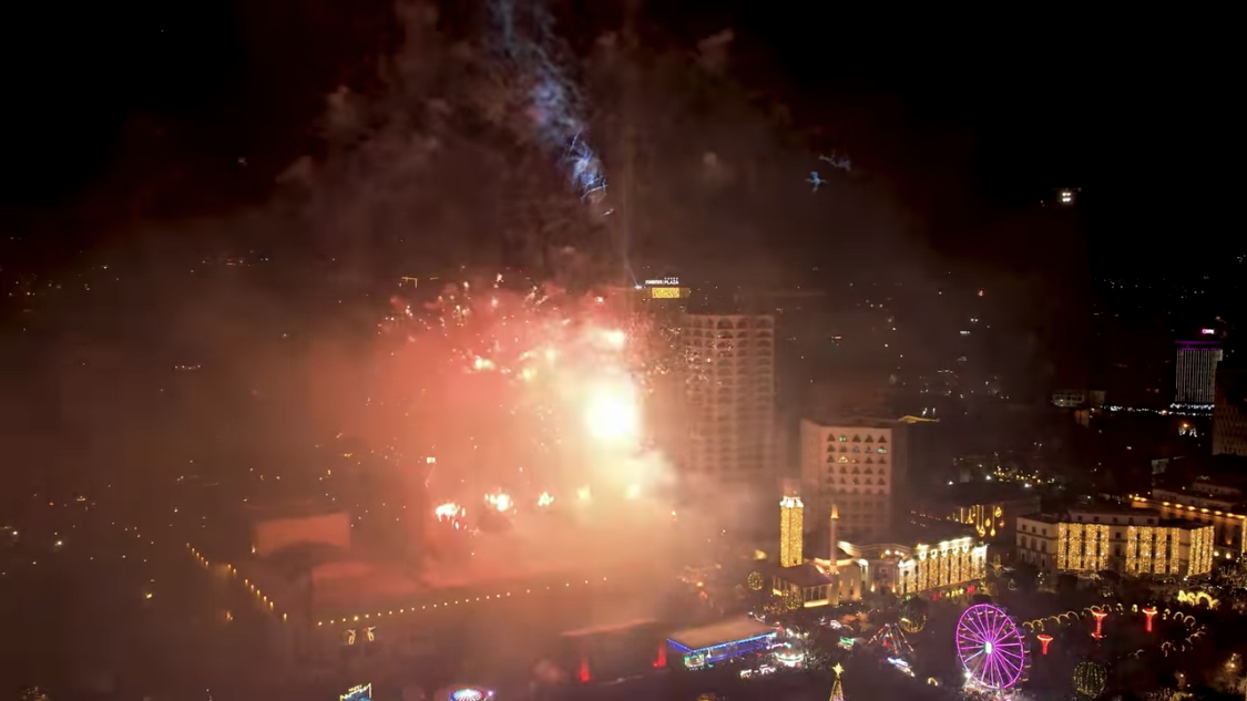 Plagoset me armë një turiste në spektaklin e mesnatës në Tiranë