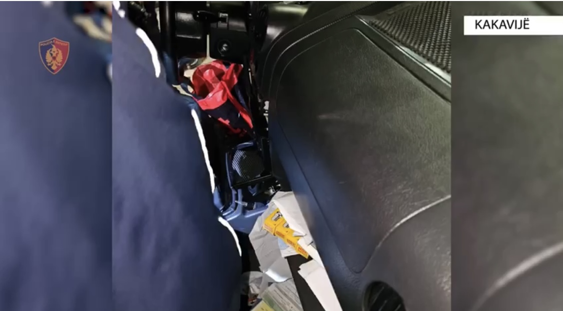 Dy gjeorgjianë kapen në Kakavijë plot me bizhu floriri në makinë, dyshimet