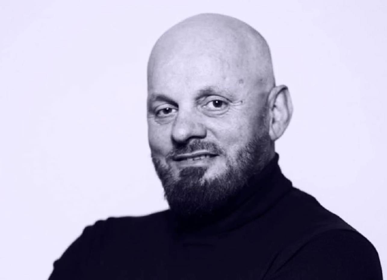 Krijoi një nga tregjet më të mira virtuale të punës, humb jetën papritur Dritan Mezini