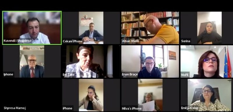 Aksioni opozitar, PD bllokon komisionet. Mazhoranca kalon ne mbledhje online