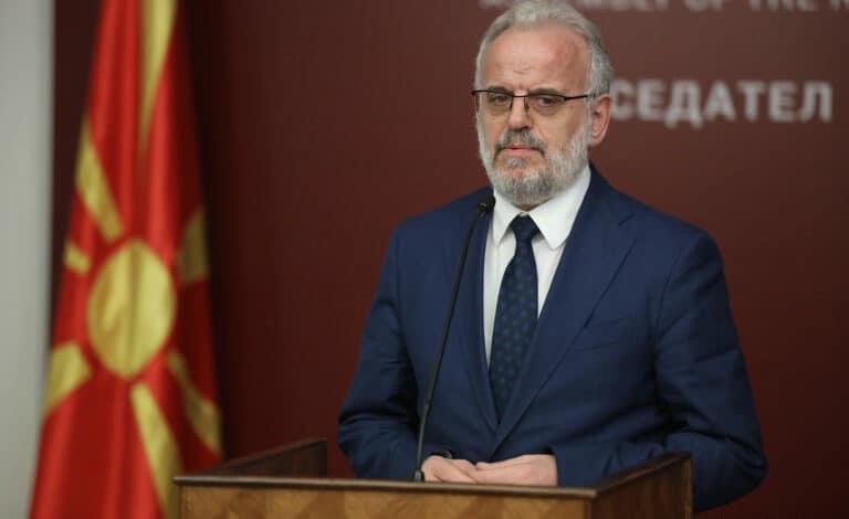 Talat Xhaferi mban fjalën në Parlament. E uron Presidenti Begaj. Kush është kryeministri shqiptar i Maqedonisë V