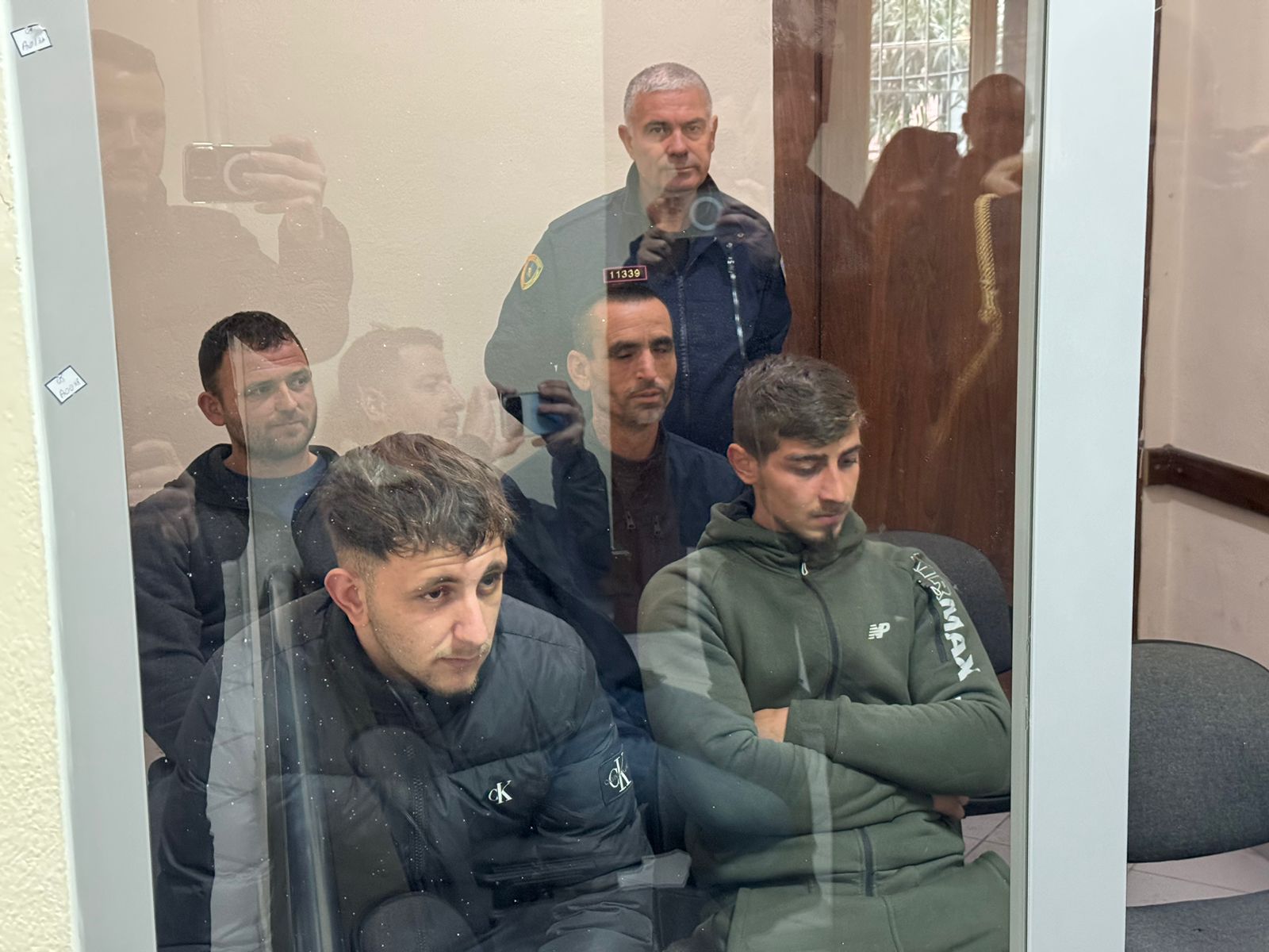 Lirohen nga qelia 4 protestuesit e arrestuar me 20 shkurt