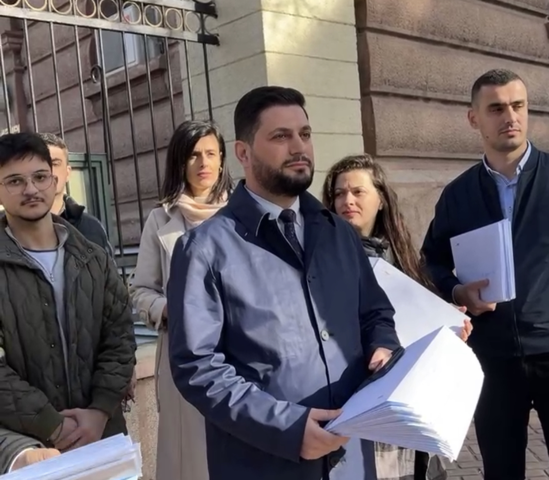 SHOQËRIA CIVILE/ Dorëzohet në Kuvend projekti për ndryshimin e sistemit zgjedhor