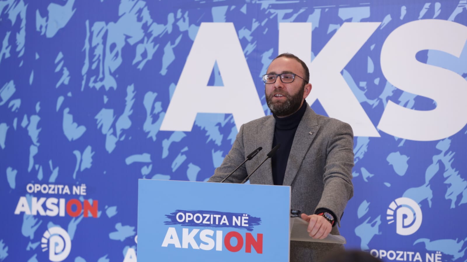 “22 milion euro për udhëtimet e Kryeministrit”, Bardhi: Na vendosni në dispozicion të dhënat e udhëtimeve me charter