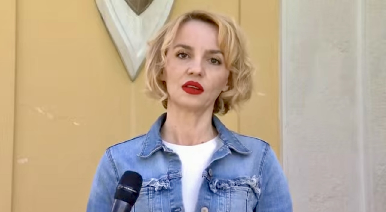 ILDA ZHULALI/ Te festosh në ajrin e helmët të Tiranës