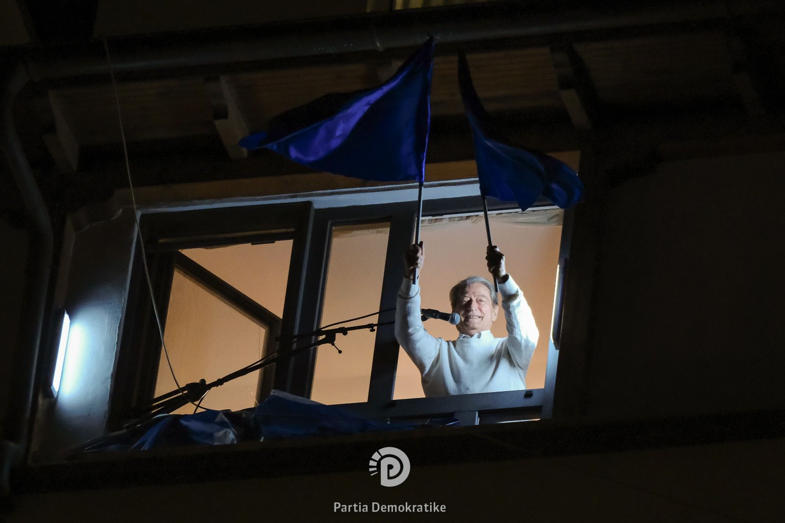 Berisha: Pasojat e tmerrshme të drogës së Edi Ramës shihen te rënia e eksporteve dhe te çmimet e larta të apartamenteve