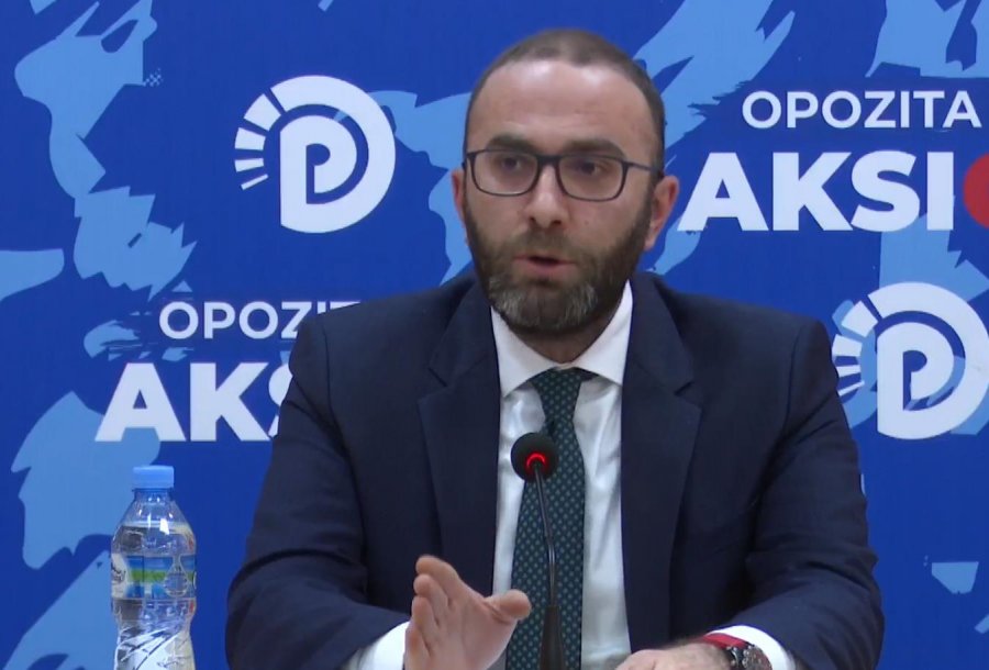 Grupi i dialogut, PD lë një vend bosh për deputetët afër Bashës