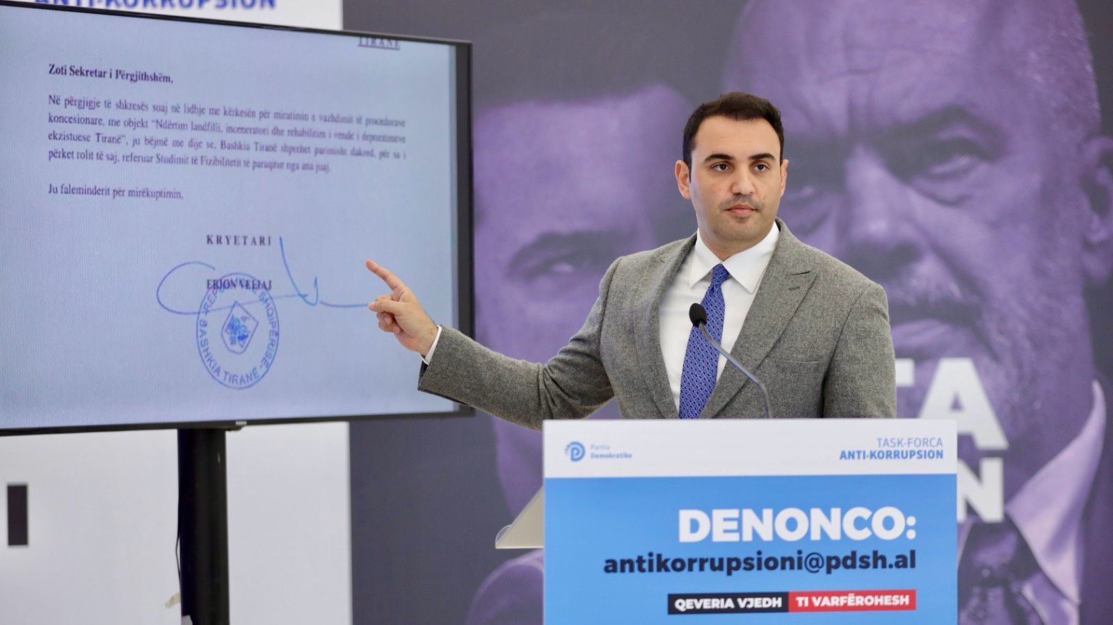 Këlliçi shfaq momentin e kalimit të parave nga bashkia e Tiranës te inceneratori