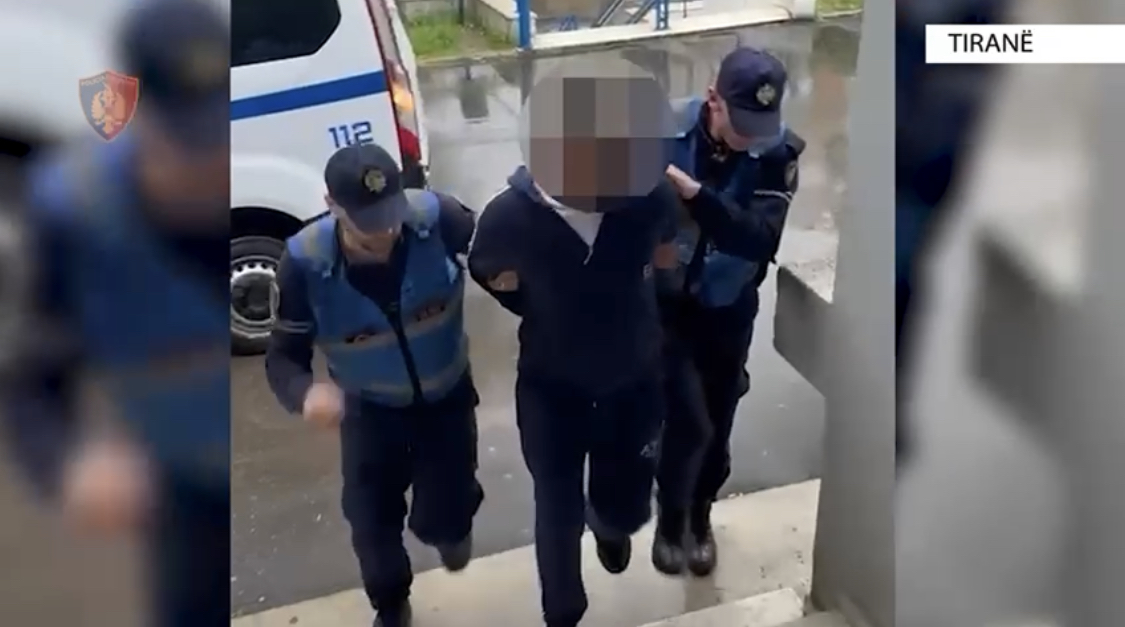 Te bardhë dhe të kuqe, sekuestrohet në Tiranë një sasi droge